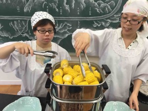 三幕　上郷のとれたて夏野菜「とうもろこし」