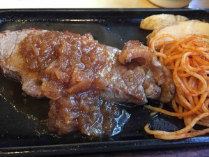 シャリアピンステーキ1100円