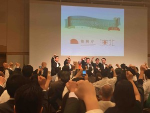 小泉進次郎氏の「エイエイオー」の掛け声で会場は大盛り上がり！