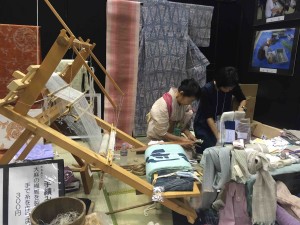 自分で糸を作ったり