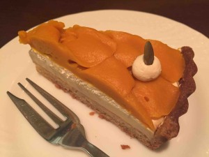 かぼちゃとレモンのタルト（５６２円）