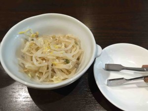 もやしのナムルっぽくありますが、優しい味であっさりさっぱり。