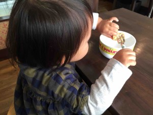 子ども用の食器もバッチリ