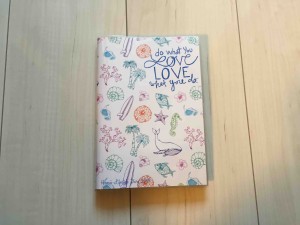 なんとリバーシブルになっていて、気分によって裏面に変えられます