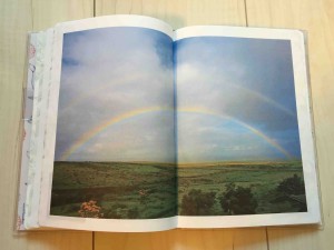 月が変わるごとに、ハワイの美しい景色