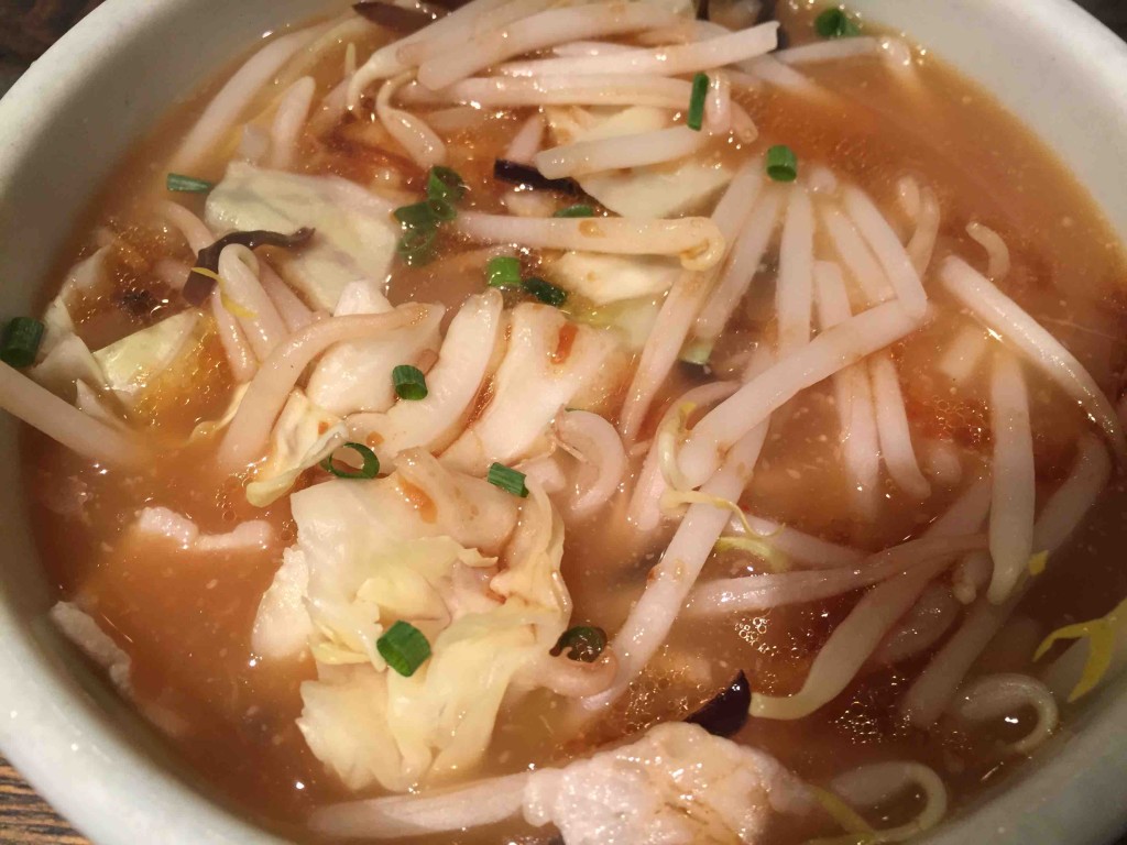 らーめん山頭火　サンマーメン（８７０円）