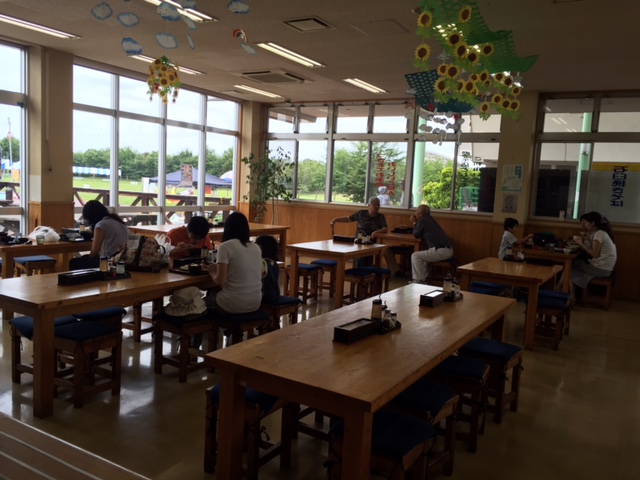 BBQをしなくてもちゃんと食堂があって、ご飯が食べられます。